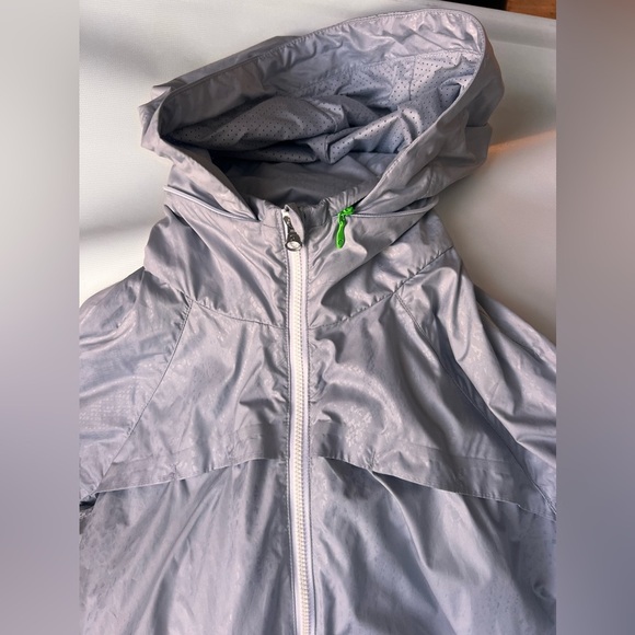 Women's Lululemon Miss Misty Jacket II Packable White Gray pack it up Size 4 - Picture 8 of 9